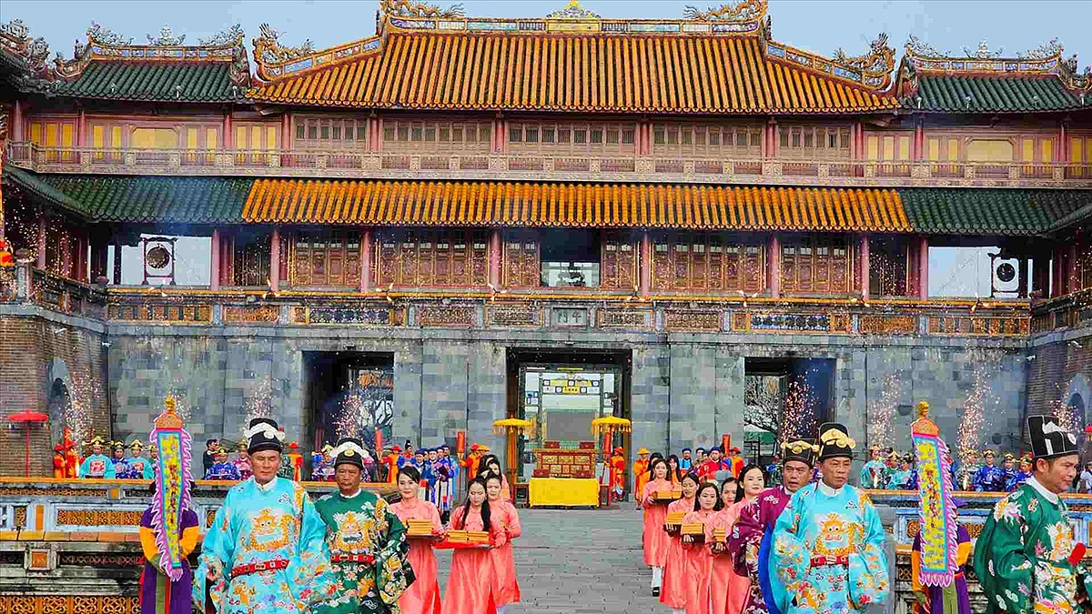 quảng bá du lịch, làng nghề, ẩm thực việt nam tại italia, pháp, thụy sỹ hình ảnh 3 quang ba du lich, lang nghe, am thuc viet nam tai italia, phap, thuy sy hinh anh 3