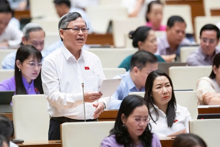 lawmakers agree on two-tier local government model in vietnam picture 1 lawmakers agree on two-tier local government model in vietnam picture 1