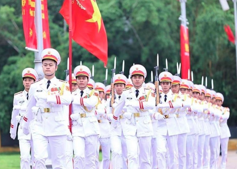 sacred flag-salute ceremony marks president ho chi minh s 135th birthday picture 3 sacred flag-salute ceremony marks president ho chi minh s 135th birthday picture 3