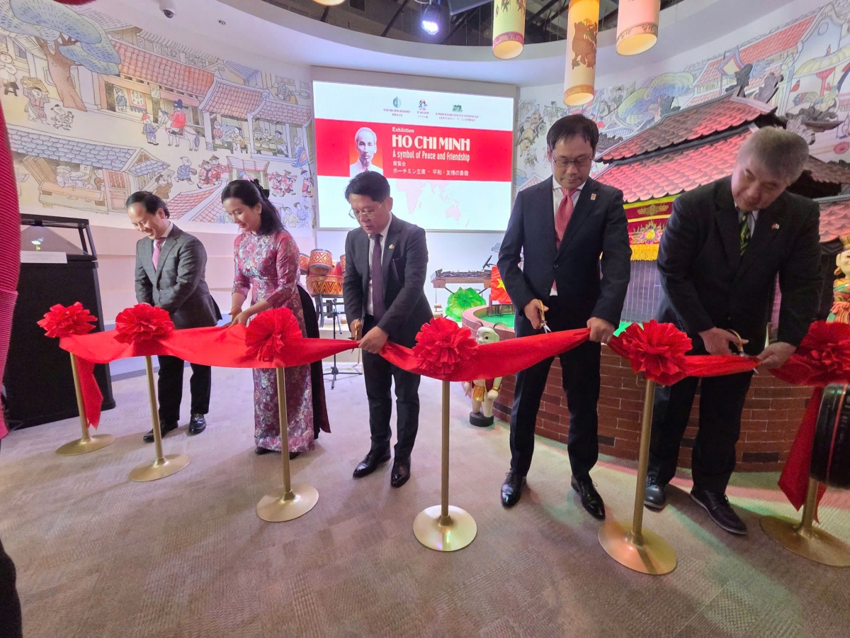 khai mạc triển lãm về chủ tịch hồ chí minh tại nhật bản hình ảnh 1 khai mac trien lam ve chu tich ho chi minh tai nhat ban hinh anh 1