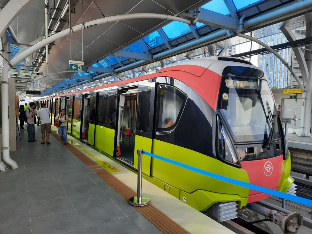 metro nhổn - ga hà nội lại bị dừng đột ngột gần một giờ do mất điện hình ảnh 1 metro nhon - ga ha noi lai bi dung dot ngot gan mot gio do mat dien hinh anh 1