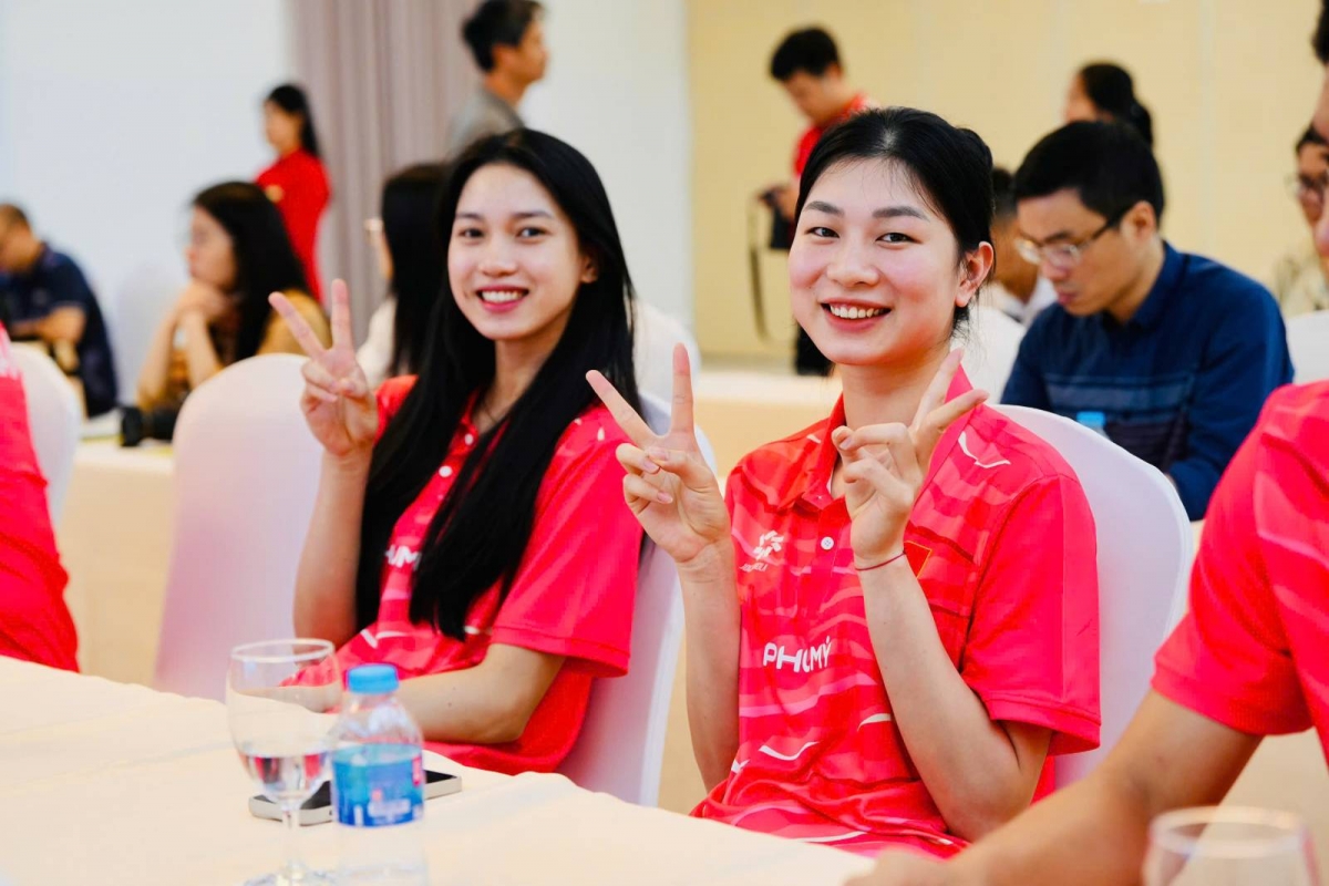 phu my - don vi dong hanh cung doi tuyen bong chuyen nu viet nam hinh anh 2