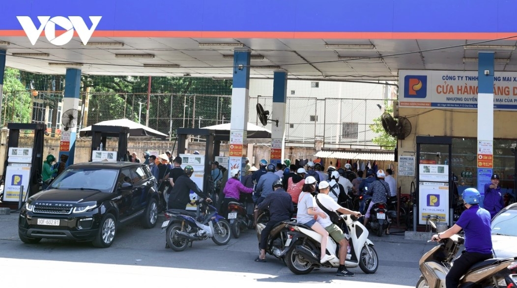 petrol prices down, oil prices up in latest adjustment picture 1