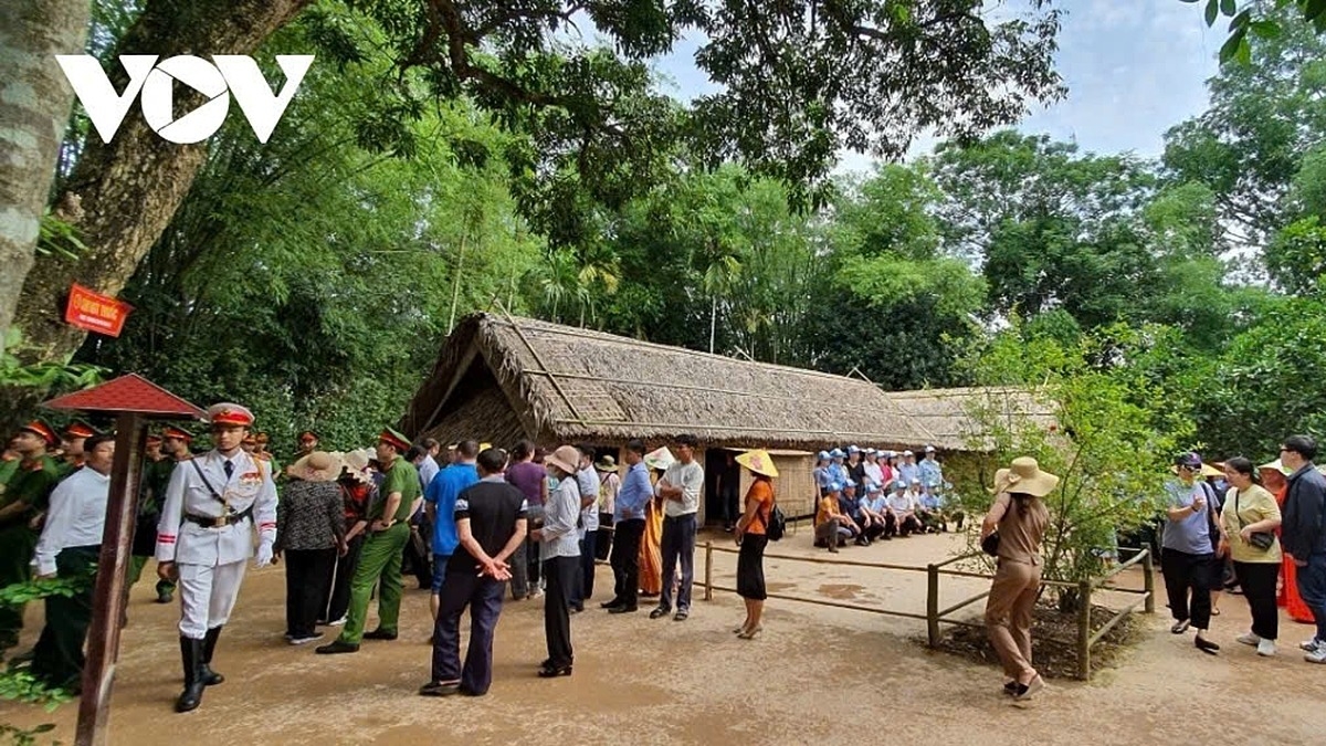 du lịch bội thu dịp nghỉ lễ 30 4 - 1 5, lượng khách đến tp.hcm tăng vọt hình ảnh 1 du lich boi thu dip nghi le 30 4 - 1 5, luong khach den tp.hcm tang vot hinh anh 1