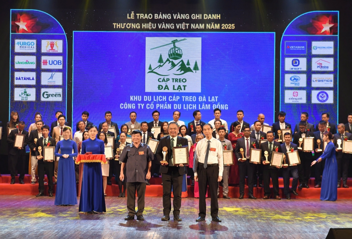 khu du lịch cáp treo Đà lạt được vinh danh top 10 thương hiệu vàng việt nam 2025 hình ảnh 1 khu du lich cap treo Da lat duoc vinh danh top 10 thuong hieu vang viet nam 2025 hinh anh 1