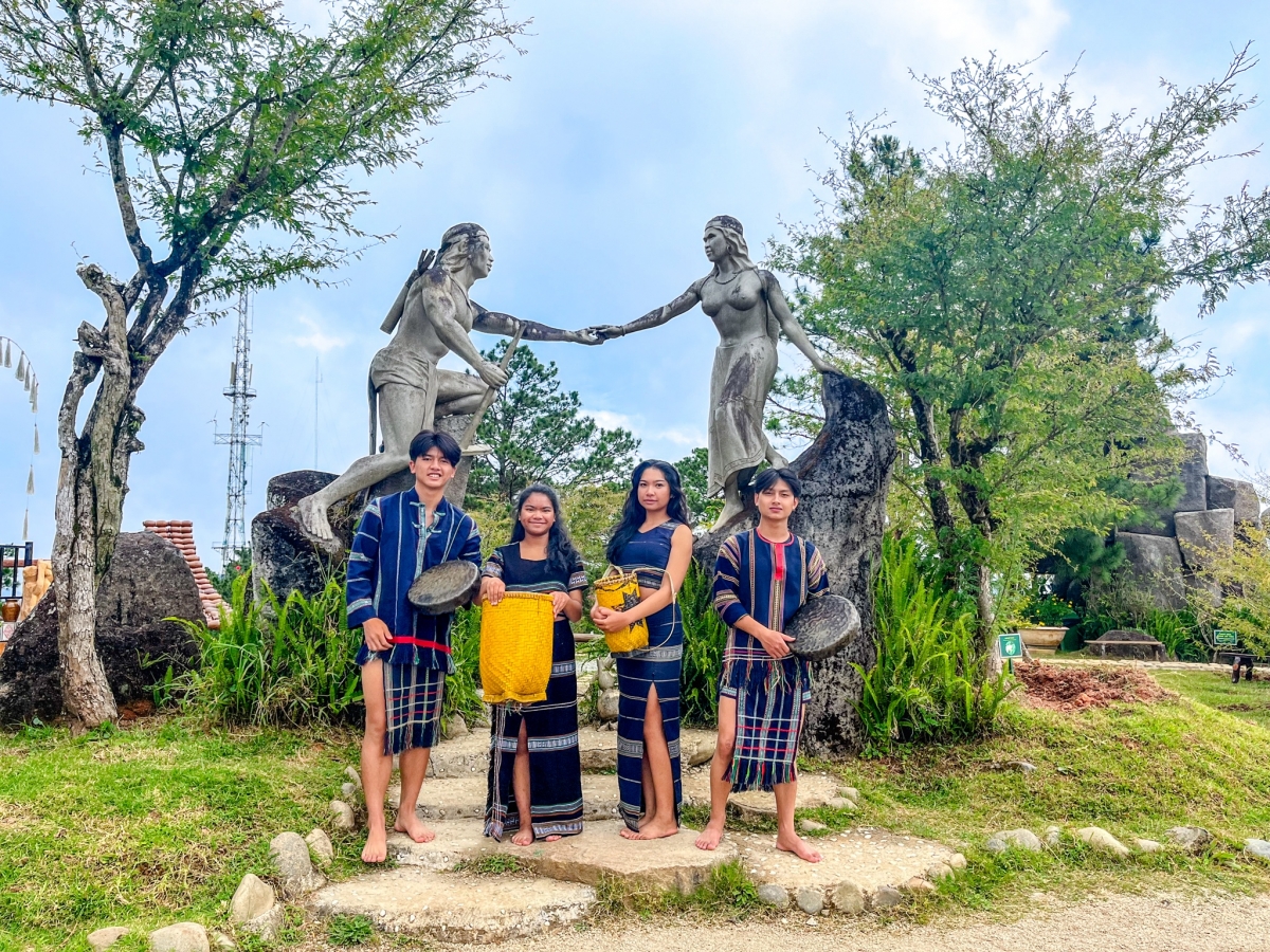 khu du lich langbiang duoc vinh danh top 10 thuong hieu vang viet nam 2025 hinh anh 5