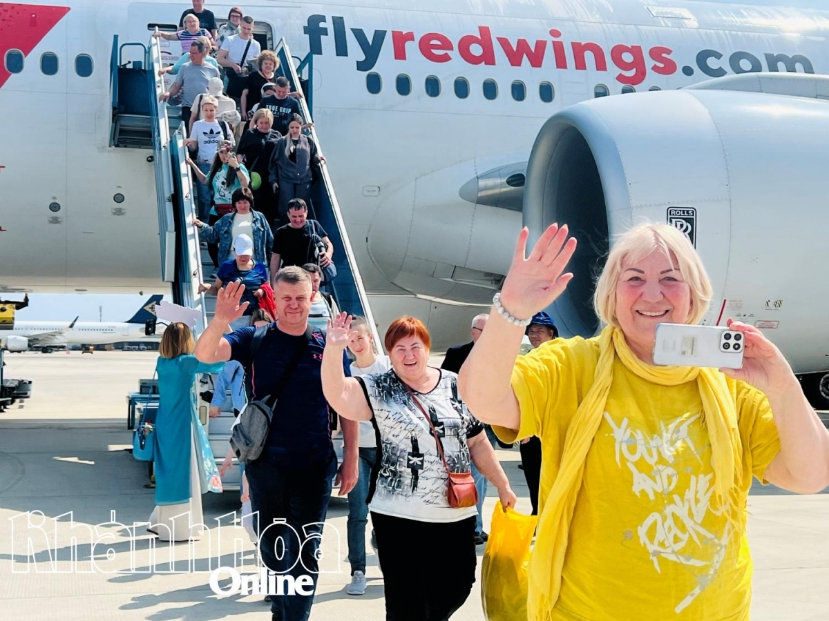 russia s red wings launches first direct air route to khanh hoa picture 1 russia s red wings launches first direct air route to khanh hoa picture 1