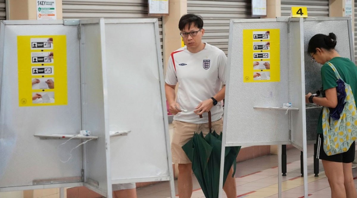 Hơn 2 triệu cử tri Singapore đi bỏ phiếu bầu nhà lãnh đạo tương lai