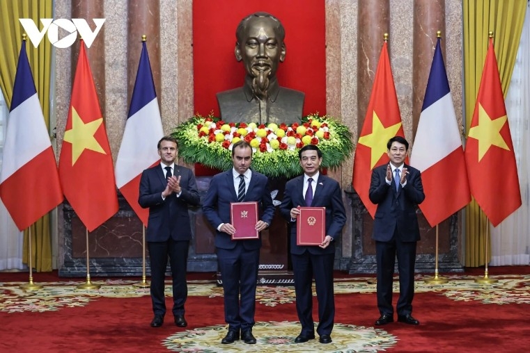vietnam values ties with france as its first eu comprehensive strategic partner picture 5