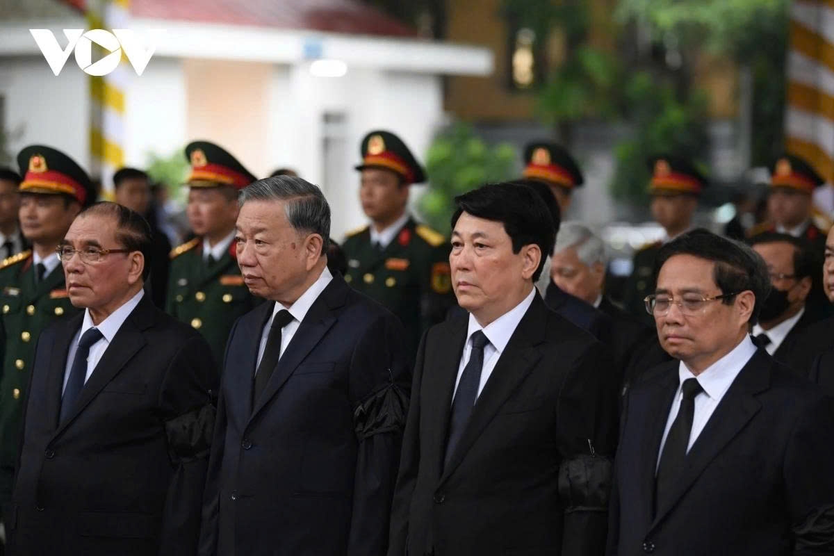 state funeral held for former president tran duc luong picture 2 state funeral held for former president tran duc luong picture 2