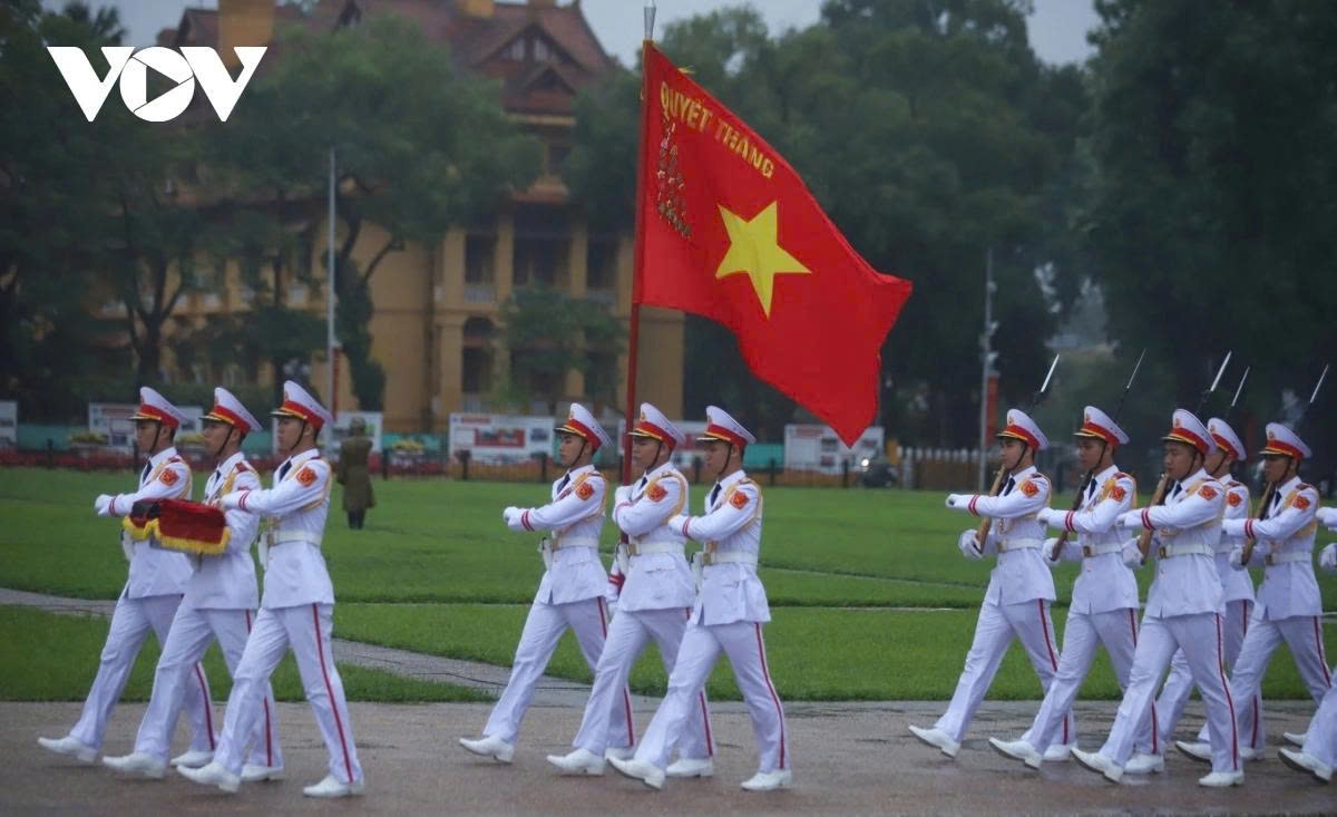 state funeral held for former president tran duc luong picture 14 state funeral held for former president tran duc luong picture 14
