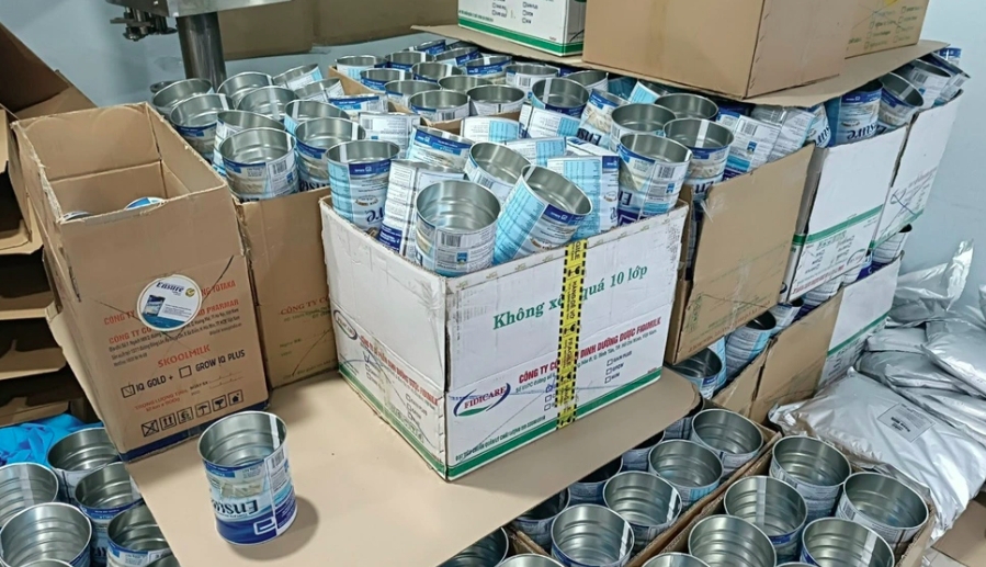 Sữa giả, thuốc giả làm "nóng" họp báo Chính phủ thường kỳ tháng 4/2025