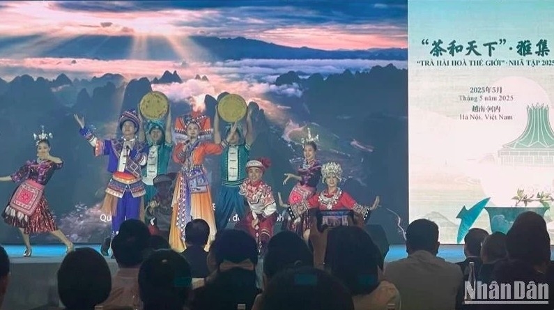 tea event promotes vietnam-china cultural exchanges, tourism ties picture 1 tea event promotes vietnam-china cultural exchanges, tourism ties picture 1
