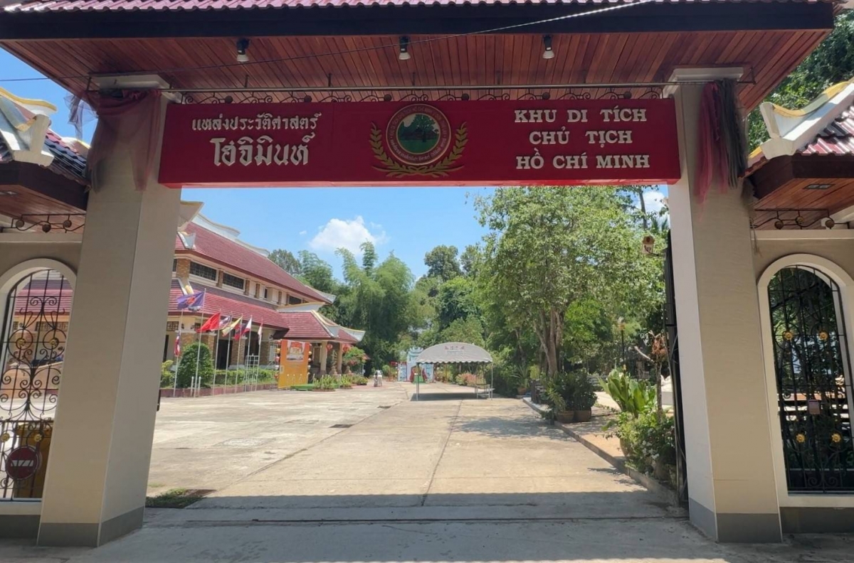 lòng kính yêu bác hồ của kiều bào thái lan vô cùng sâu đậm và trọn vẹn hình ảnh 1 long kinh yeu bac ho cua kieu bao thai lan vo cung sau dam va tron ven hinh anh 1
