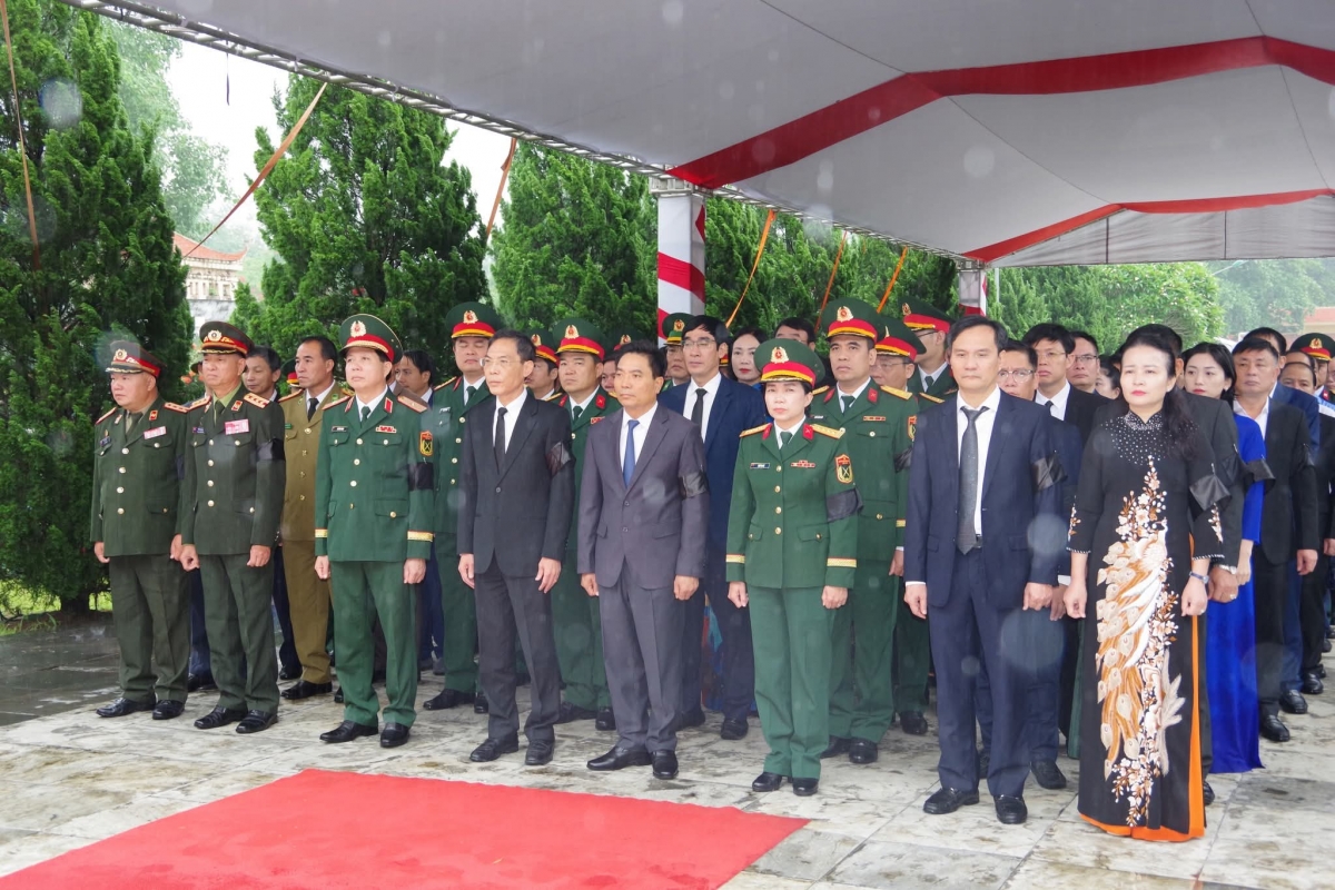 thanh hoa, truy dieu, an tang 21 hai cot liet si viet nam hy sinh tai lao hinh anh 3