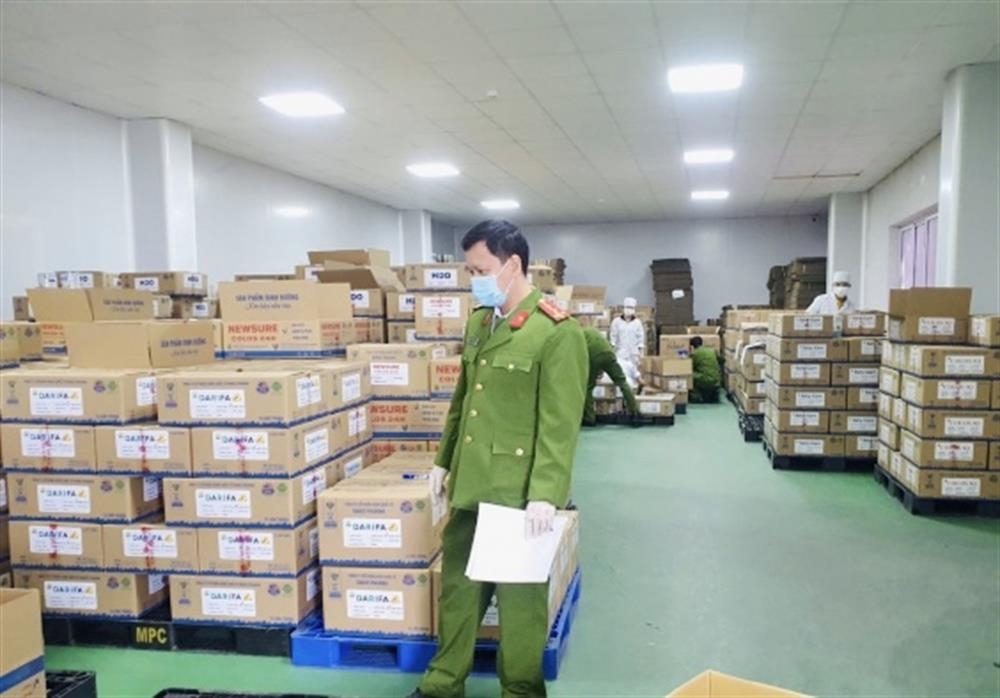 Thủ tướng yêu cầu xử lý nghiêm thuốc giả, sữa giả, thực phẩm chức năng giả