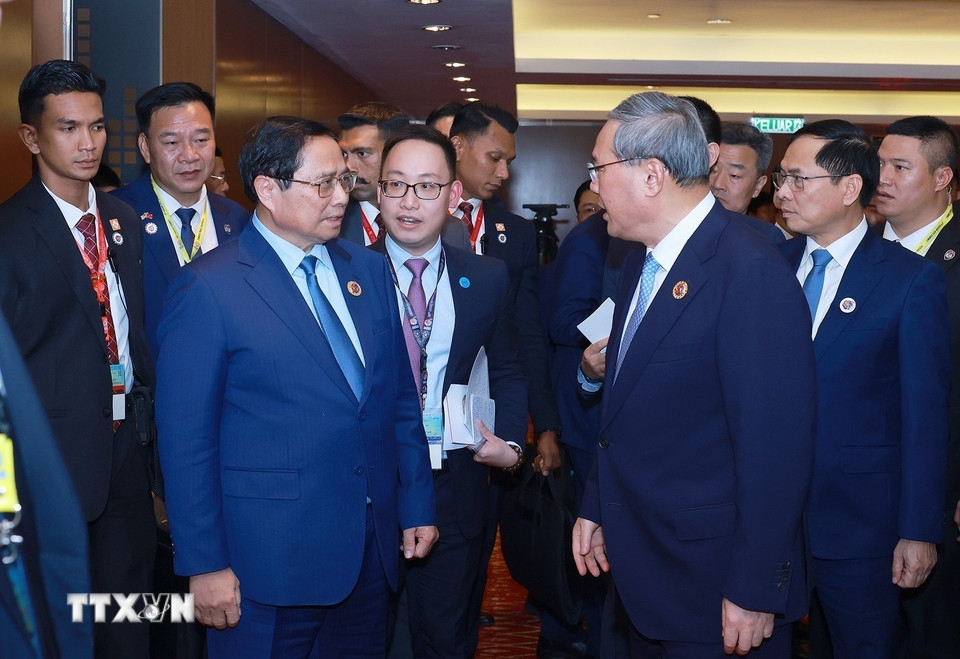 thủ tướng phạm minh chính hội đàm với thủ tướng trung quốc lý cường hình ảnh 1 thu tuong pham minh chinh hoi dam voi thu tuong trung quoc ly cuong hinh anh 1