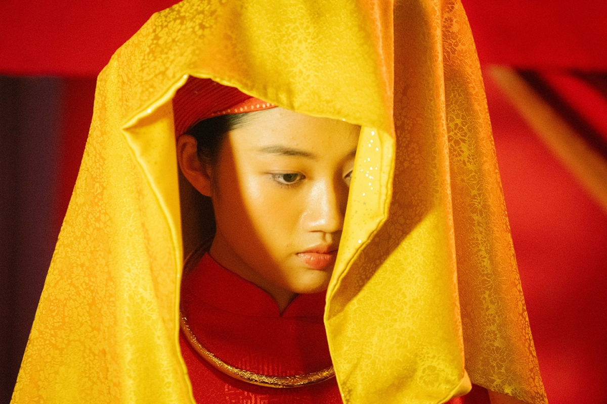 Anh hau tre nhat viet nam lam co dau ma trong phim kinh di Ut lan hinh anh 3 Anh hau tre nhat viet nam lam co dau ma trong phim kinh di Ut lan hinh anh 3