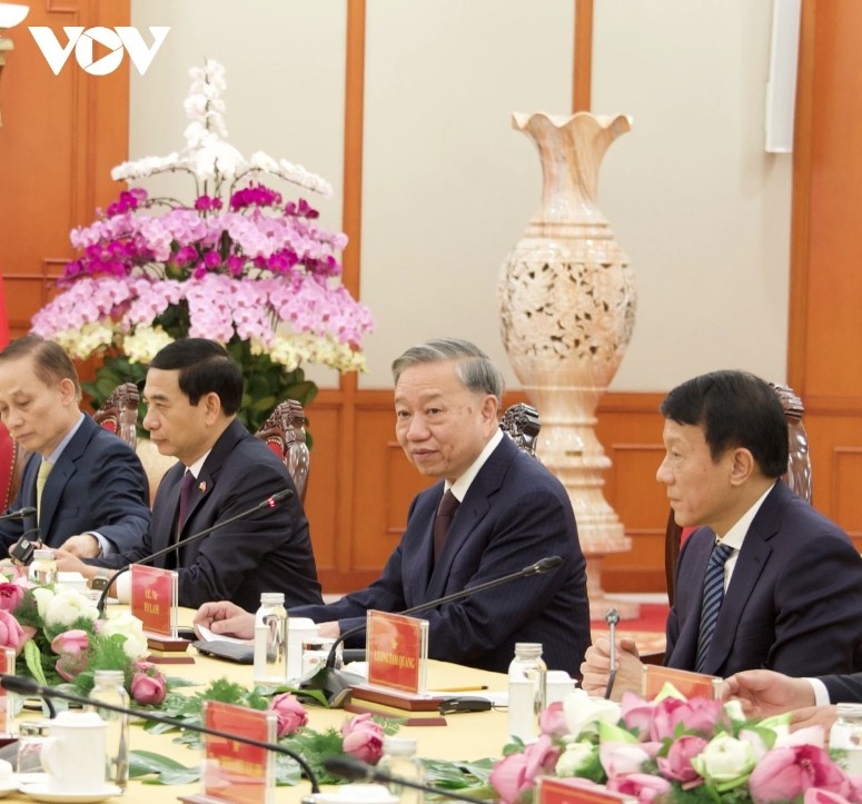 party general secretary to lam meets with french president picture 3 party general secretary to lam meets with french president picture 3