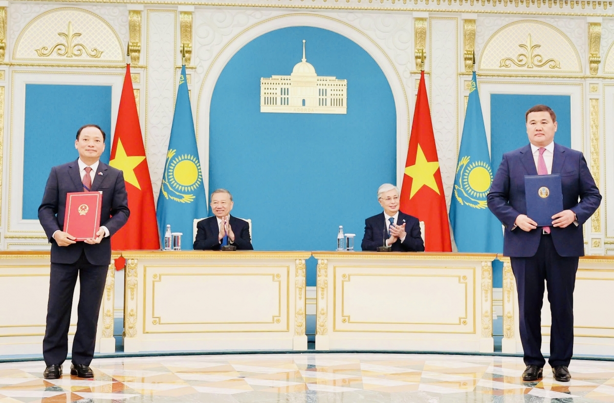 tuyên bố chung về việc thiết lập quan hệ Đối tác chiến lược việt nam- kazakhstan hình ảnh 3 tuyen bo chung ve viec thiet lap quan he Doi tac chien luoc viet nam- kazakhstan hinh anh 3