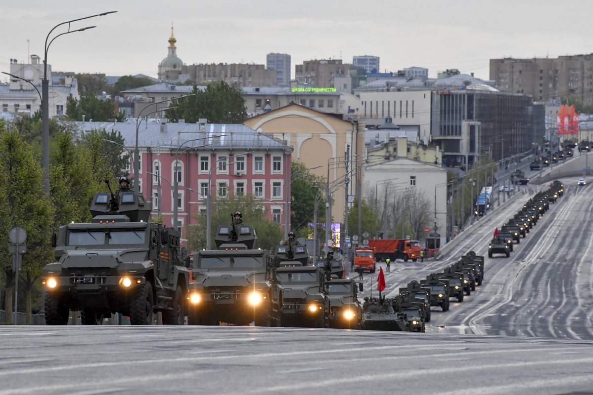 những hình ảnh ấn tượng trong buổi diễn tập duyệt binh tại thủ đô moscow, nga hình ảnh 7 nhung hinh anh an tuong trong buoi dien tap duyet binh tai thu do moscow, nga hinh anh 7