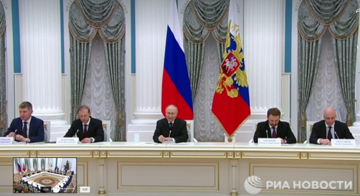 tổng thống nga vladimir putin họp với giới doanh nghiệp tại Điện kremlin hình ảnh 2 tong thong nga vladimir putin hop voi gioi doanh nghiep tai Dien kremlin hinh anh 2