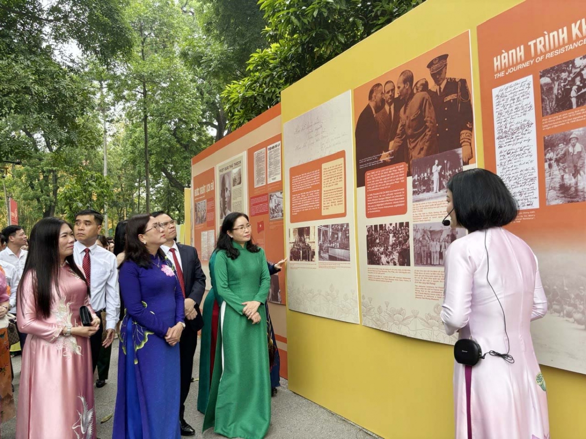 khu di tich chu tich ho chi minh to chuc chuoi hoat dong mung sinh nhat bac hinh anh 1 khu di tich chu tich ho chi minh to chuc chuoi hoat dong mung sinh nhat bac hinh anh 1