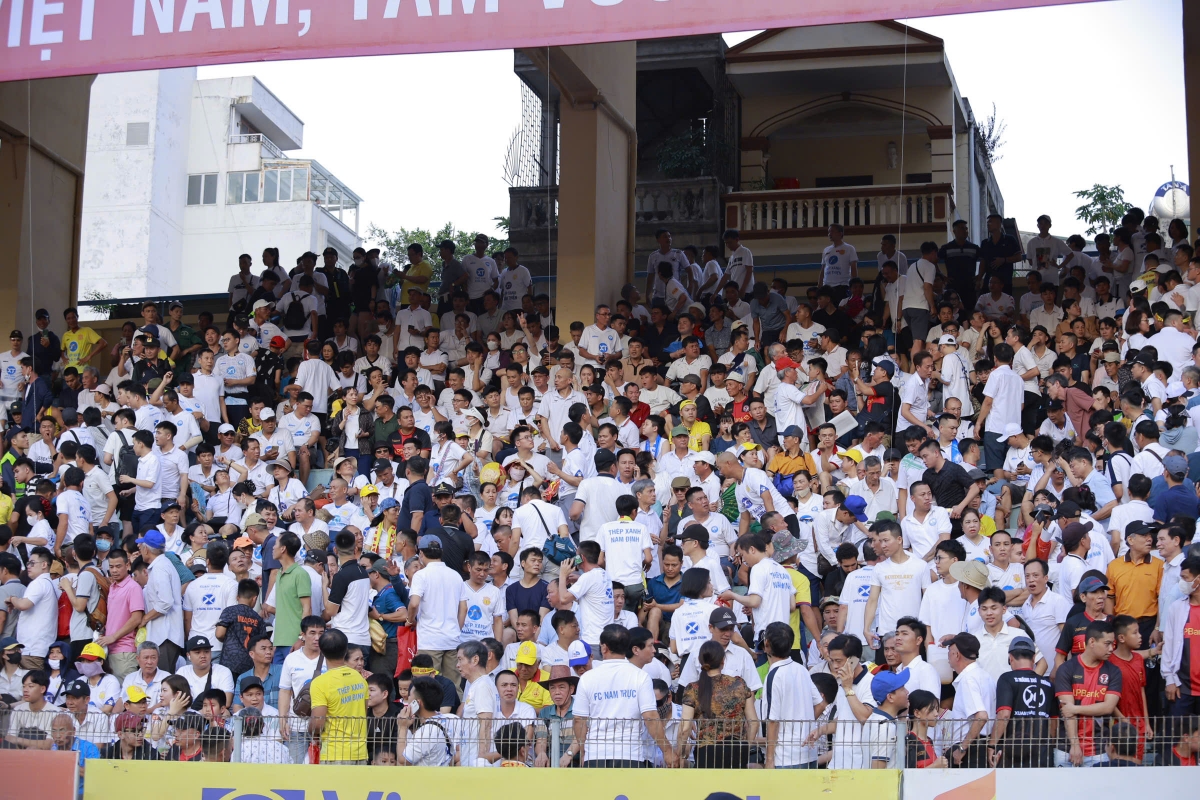 kết quả vòng 21 v-league 2024 2025 nam Định thắng đậm hà nội fc hình ảnh 14 ket qua vong 21 v-league 2024 2025 nam Dinh thang dam ha noi fc hinh anh 14