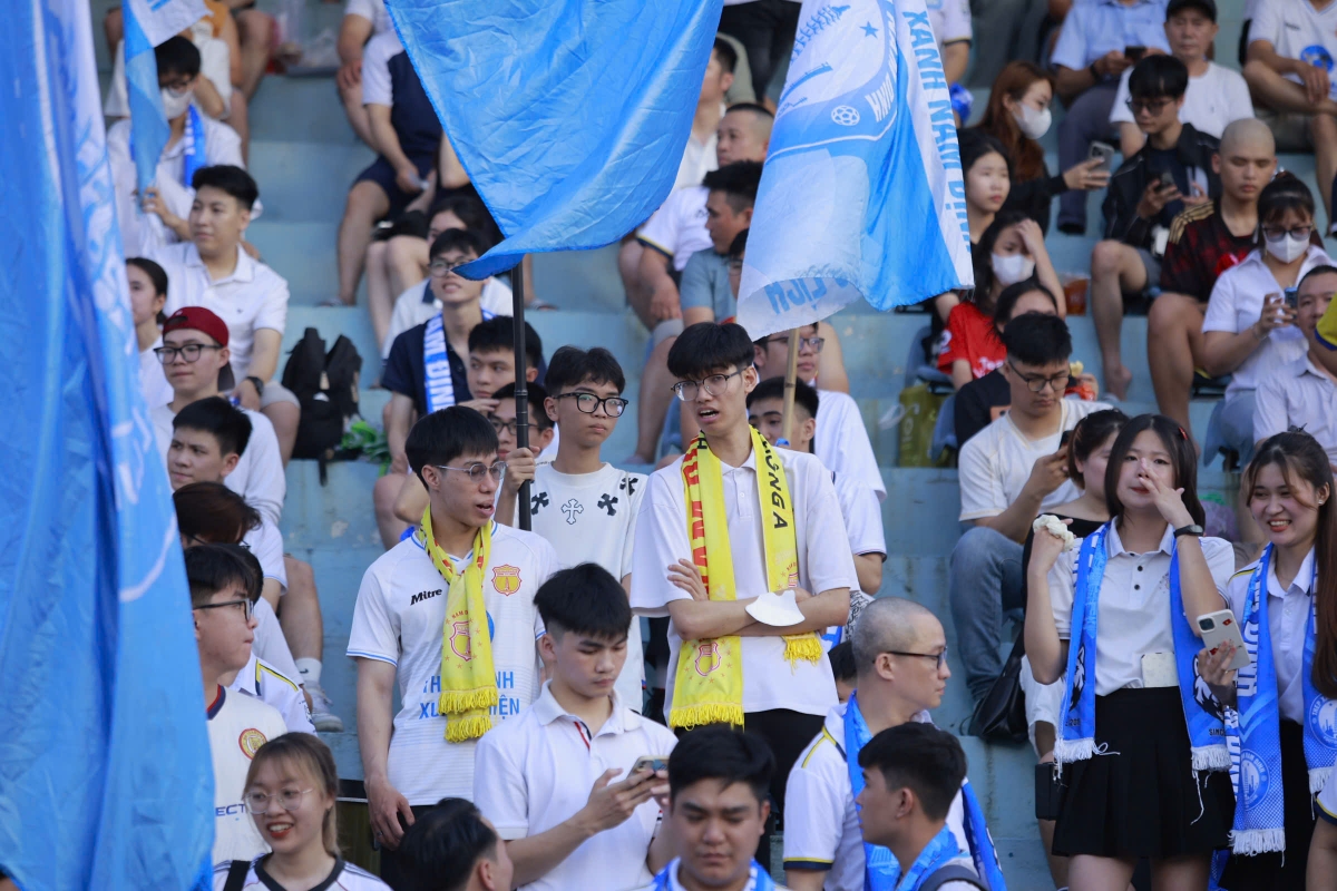 kết quả vòng 21 v-league 2024 2025 nam Định thắng đậm hà nội fc hình ảnh 12 ket qua vong 21 v-league 2024 2025 nam Dinh thang dam ha noi fc hinh anh 12