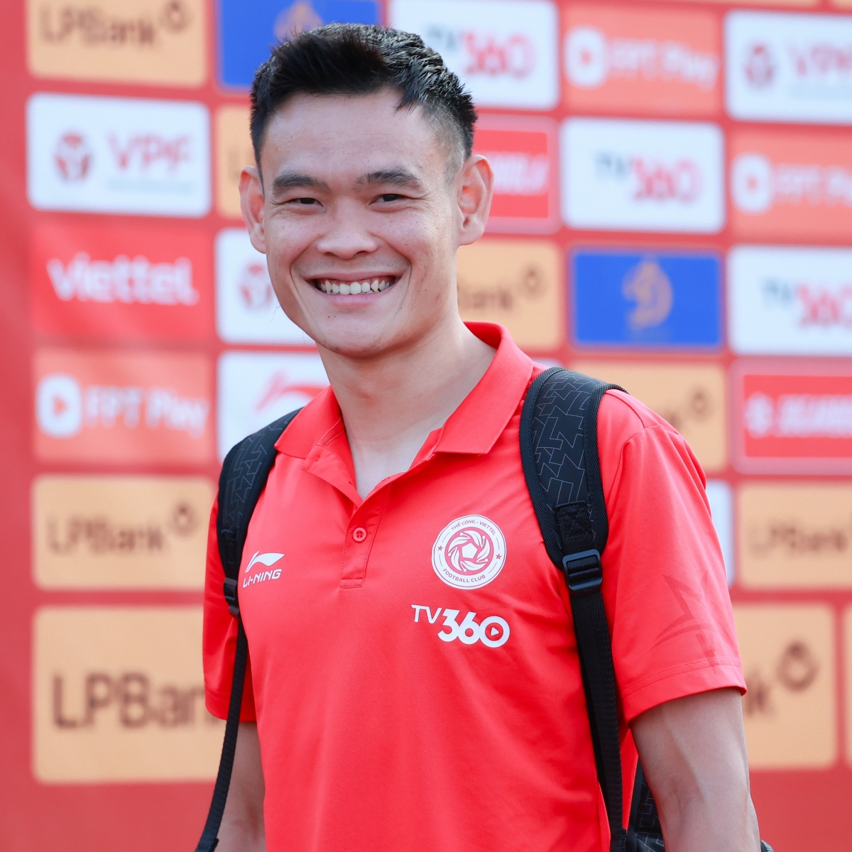 ket qua vong 21 v-league hlv popov giup the cong viettel thang 6-0 Da nang hinh anh 7