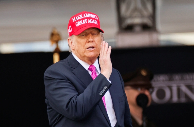 căng thẳng xuyên Đại tây dương tạm lắng sau quyết định hoãn thuế của ông trump hình ảnh 1 cang thang xuyen Dai tay duong tam lang sau quyet dinh hoan thue cua ong trump hinh anh 1