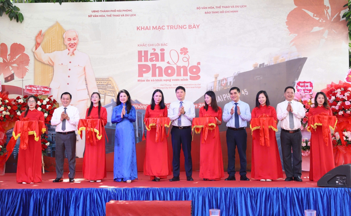 hải phòng khắc ghi lời bác - niềm tin và khát vọng vươn mình hình ảnh 1 hai phong khac ghi loi bac - niem tin va khat vong vuon minh hinh anh 1