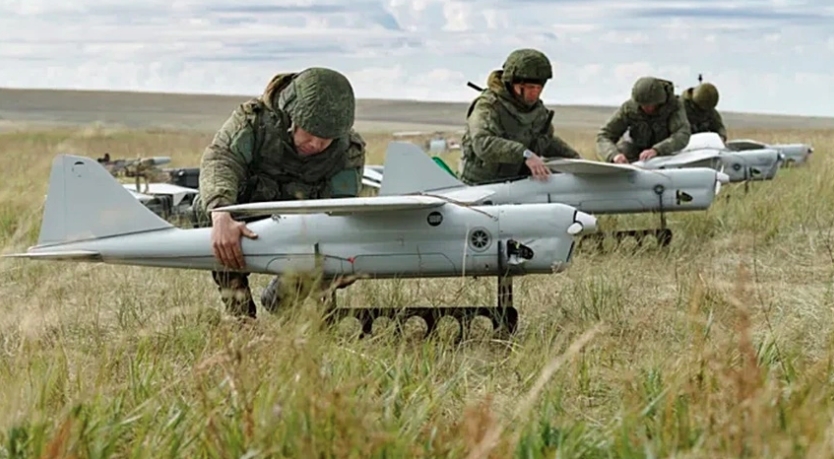 Ukraine phóng hàng trăm UAV vào lãnh thổ Nga, khiến sân bay tại Moscow đóng cửa