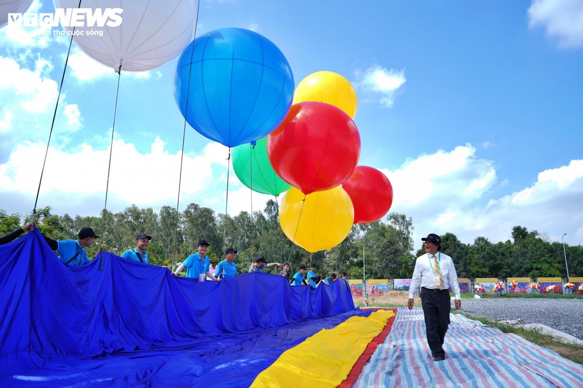 buddhist flag-hoisting ceremony at un vesak 2025 celebration picture 5