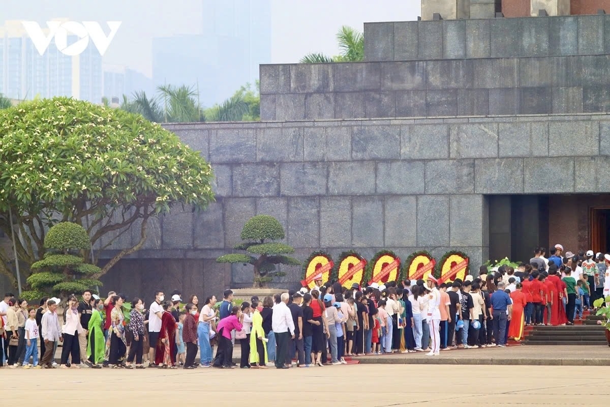 Lào gửi Điện mừng nhân dịp Kỷ niệm 135 năm Ngày sinh Chủ tịch Hồ Chí Minh
