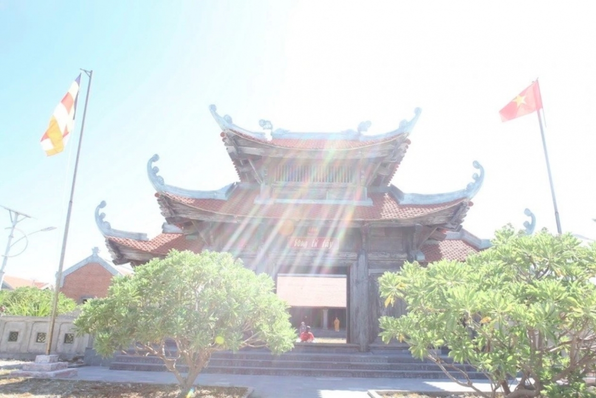 vietnamese pagodas featured in photo exhibition during un day of vesak 2025 picture 7 vietnamese pagodas featured in photo exhibition during un day of vesak 2025 picture 7