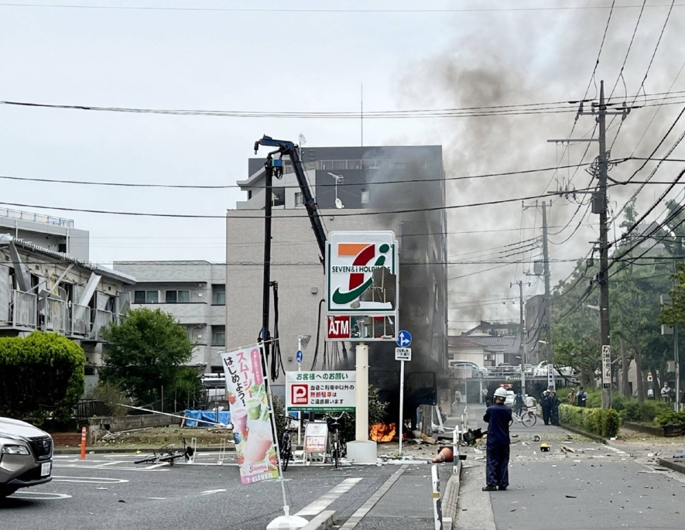 Nổ lớn ở Tokyo (Nhật Bản) khiến 10 người bị thương
