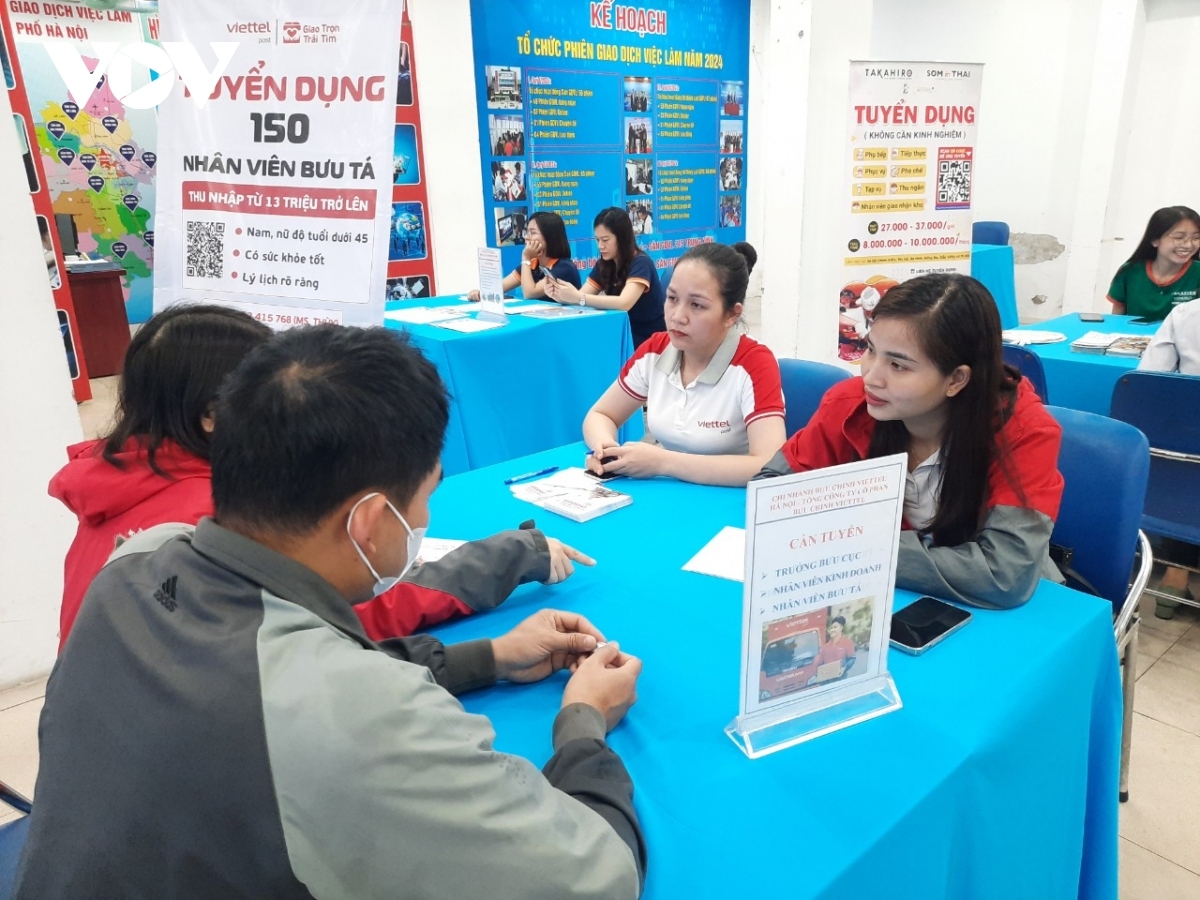 can co chinh sach voi tung nhom cong chuc, vien chuc thoi viec do sap xep bo may hinh anh 1