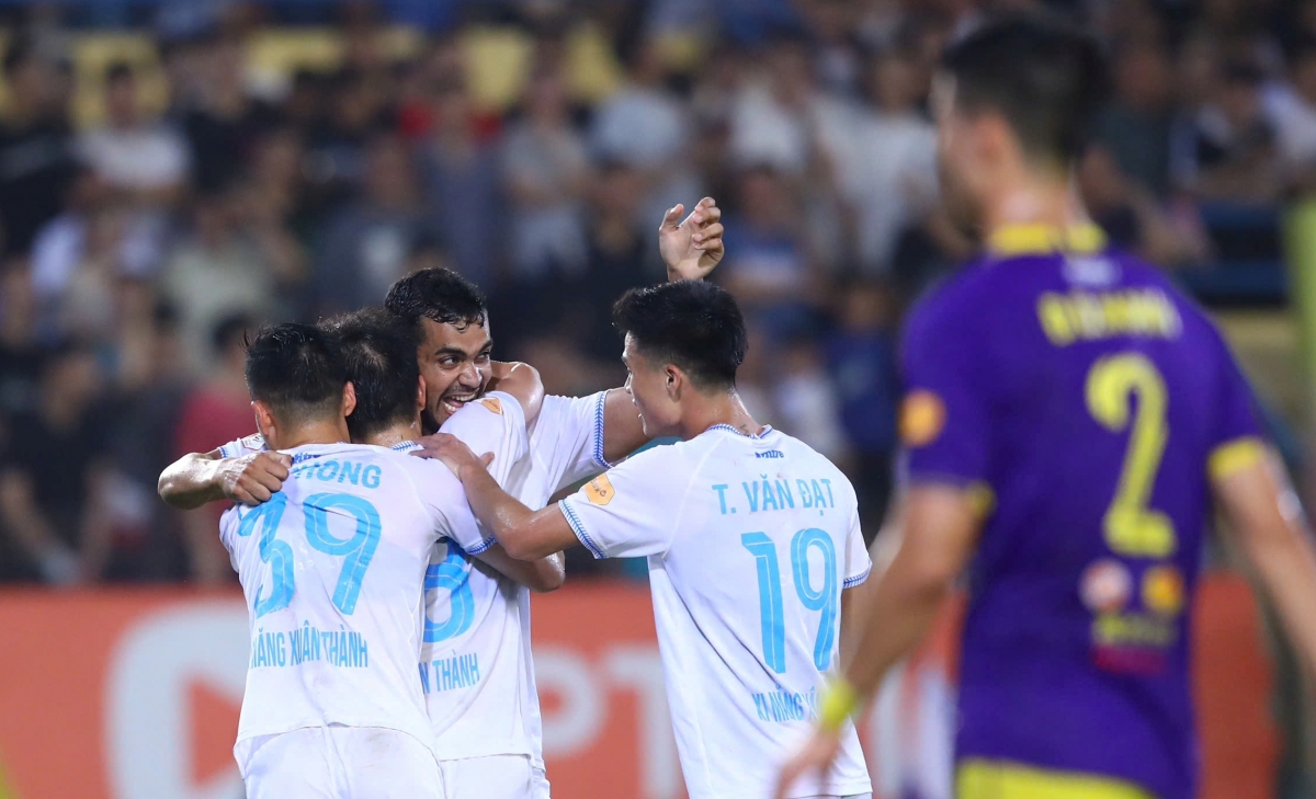 kết quả vòng 21 v-league 2024 2025 nam Định thắng đậm hà nội fc hình ảnh 49 ket qua vong 21 v-league 2024 2025 nam Dinh thang dam ha noi fc hinh anh 49