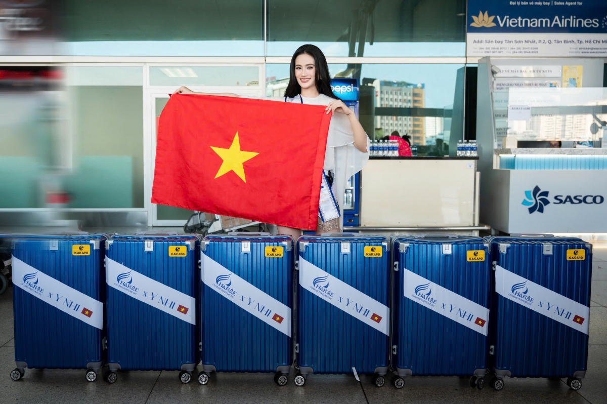 hoa hau Y nhi bat khoc o san bay truoc khi sang An Do thi miss world hinh anh 5 hoa hau Y nhi bat khoc o san bay truoc khi sang An Do thi miss world hinh anh 5