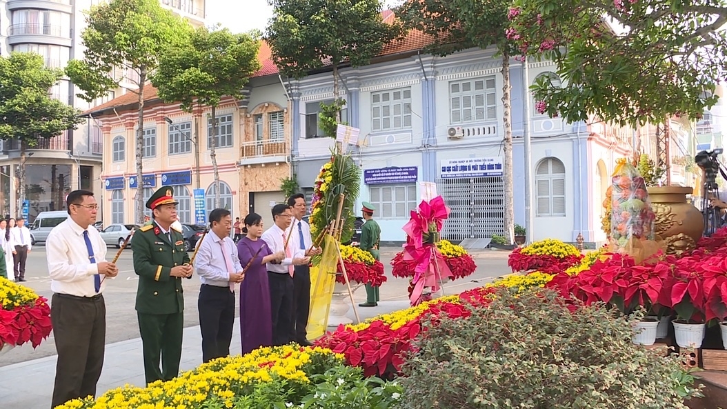 tưởng niệm 150 năm ngày anh hùng dân tộc thủ khoa nguyễn hữu huân hy sinh hình ảnh 2 tuong niem 150 nam ngay anh hung dan toc thu khoa nguyen huu huan hy sinh hinh anh 2