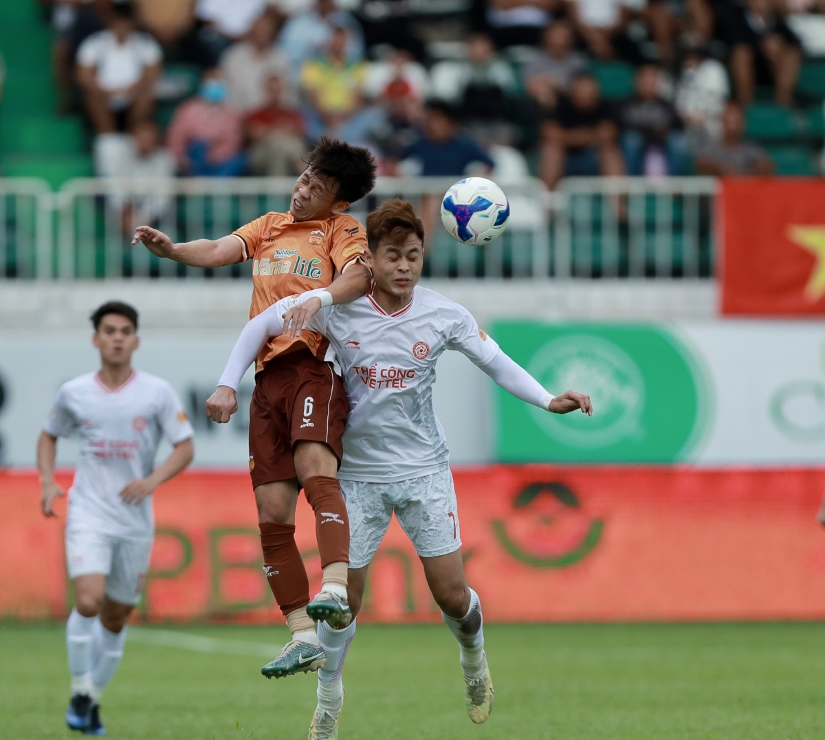 ket qua v-league hom nay 11 5 hagl bat ngo danh bai the cong viettel hinh anh 11