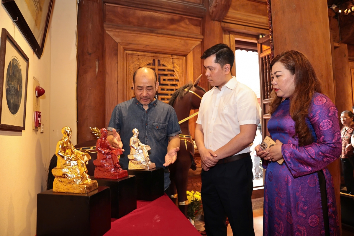  sac son trien lam nghe thuat truyen thong ket hop duong dai hinh anh 3