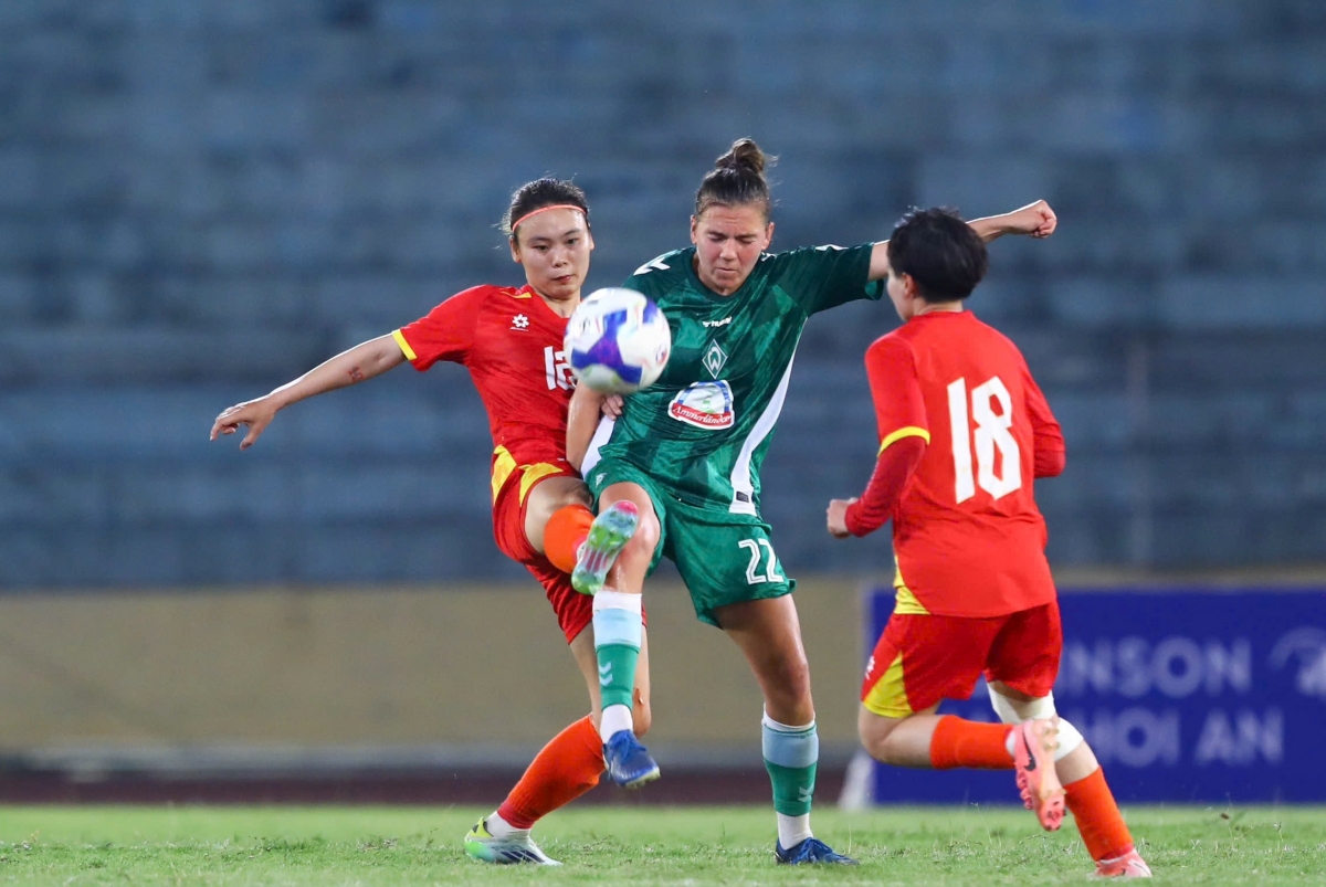 Lý do ĐT nữ Việt Nam thua đậm 1-4 Werder Bremen