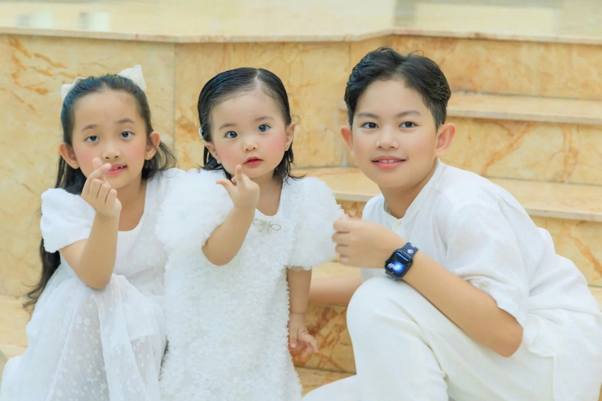 sao việt 22 5 bảo thanh và lan phương giống nhau như chị em ruột hình ảnh 2 sao viet 22 5 bao thanh va lan phuong giong nhau nhu chi em ruot hinh anh 2