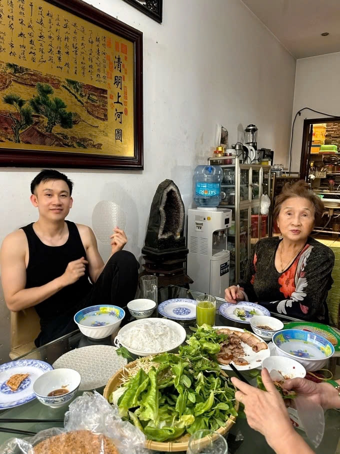 sao việt 25 5 tình trạng của mai phương thúy sau khi đi cấp cứu hình ảnh 6 sao viet 25 5 tinh trang cua mai phuong thuy sau khi di cap cuu hinh anh 6