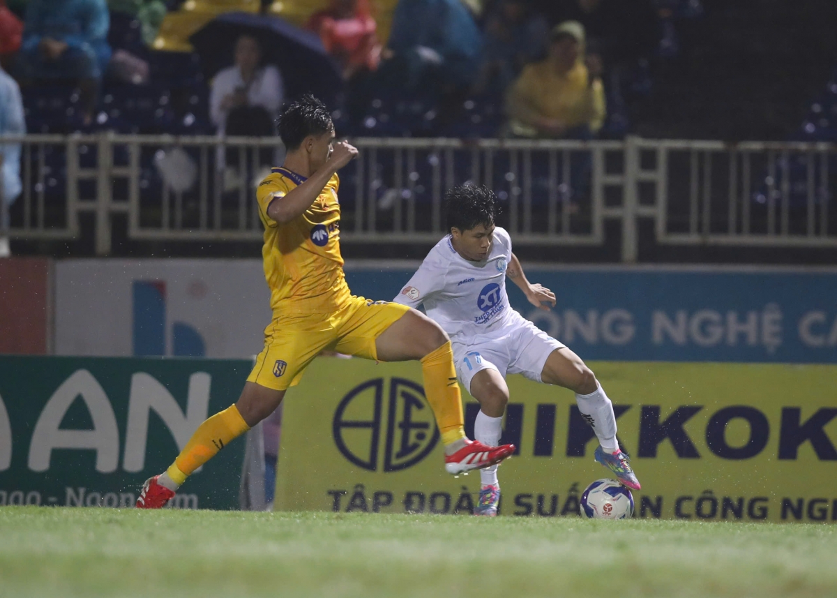 kết quả vòng 24 v-league 2024 2025 nam Định gieo sầu cho slna hình ảnh 21 ket qua vong 24 v-league 2024 2025 nam Dinh gieo sau cho slna hinh anh 21