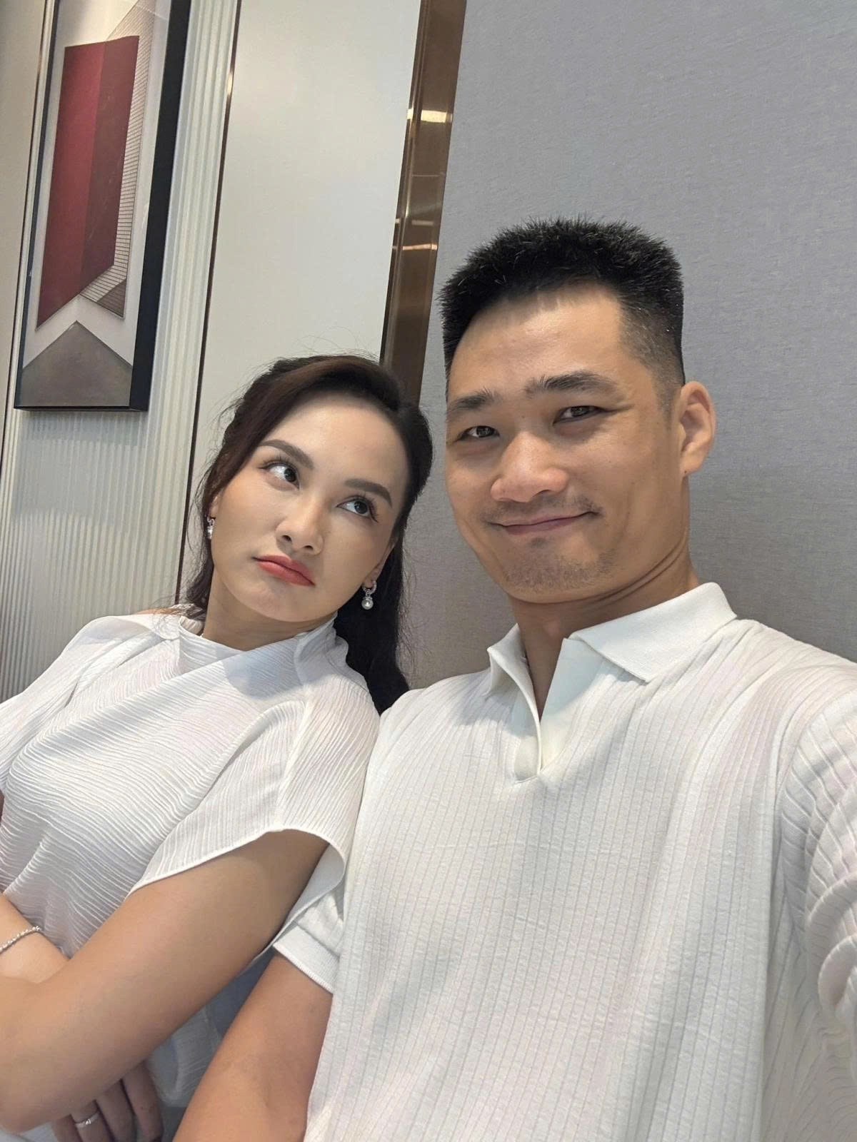 sao việt 28 5 hồ ngọc hà và con gái khoe chân dài hình ảnh 2 sao viet 28 5 ho ngoc ha va con gai khoe chan dai hinh anh 2