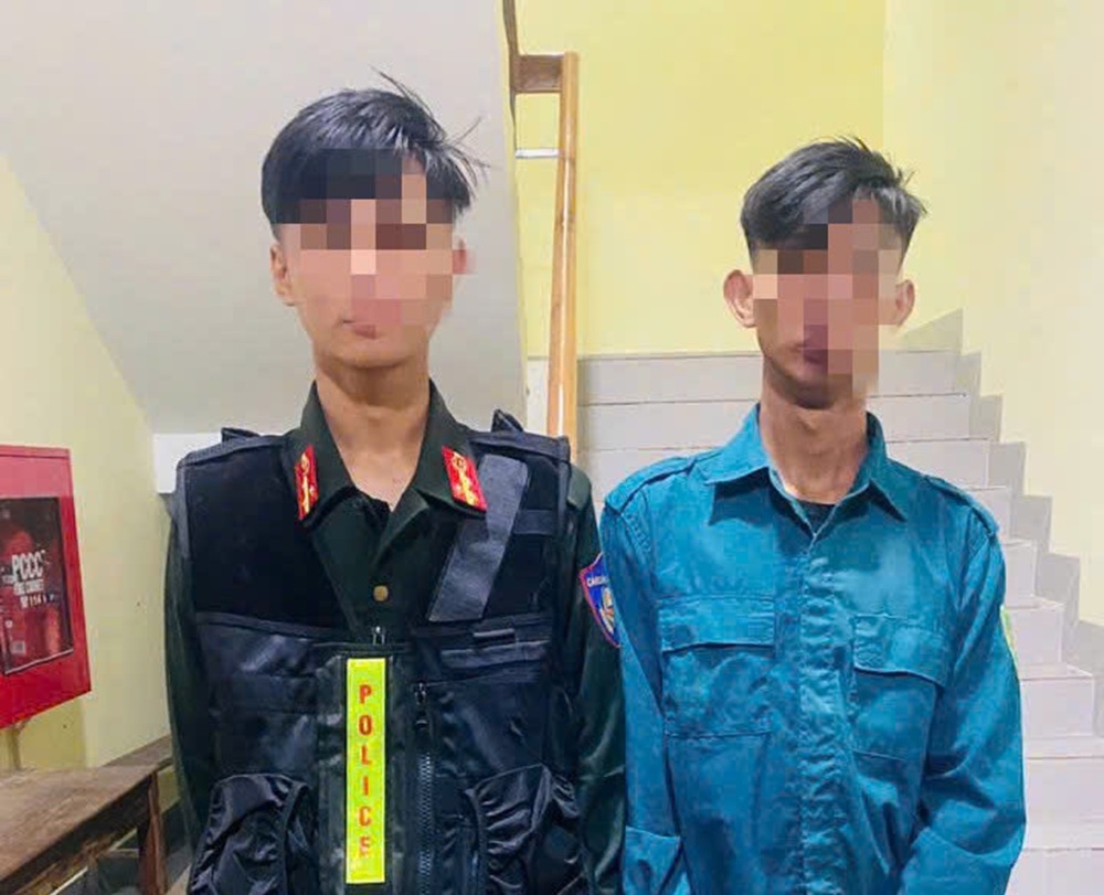 bắt quả tang 2 đối tượng giả danh công an ở bình thuận hình ảnh 2 bat qua tang 2 doi tuong gia danh cong an o binh thuan hinh anh 2