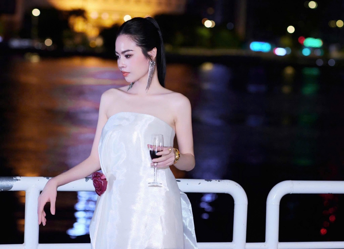 Hoàng Hồng Nhung: Từ sàn diễn đến nhà sáng lập thương hiệu thiết kế Fbasic